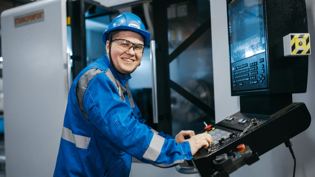Hvordan man tjekker CNC-kandidaters parathed til flere maskiner og automatisering